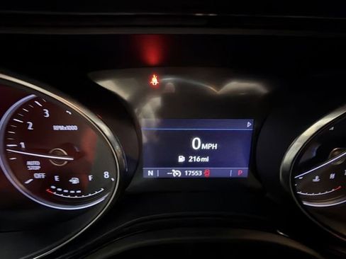 Used 2023 Buick Encore GX Select w/ Sport Touring Package image 15