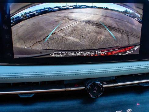 Used 2023 Nissan Ariya AWD image 19