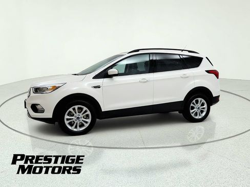 Used 2019 Ford Escape SEL AWD/4WD image 3