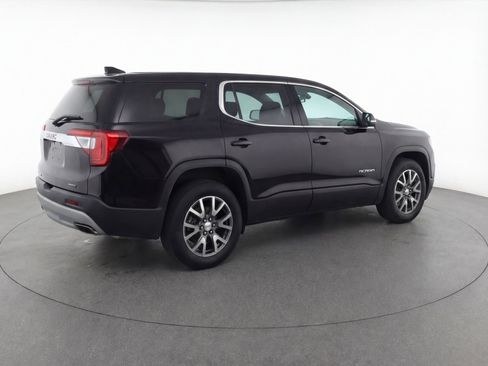 Used 2023 GMC Acadia SLT FWD image 9