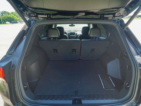 Used 2023 Chevrolet Equinox RS AWD/4WD image 11