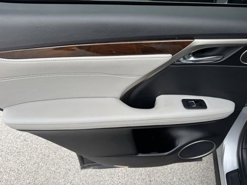 Used 2017 Lexus RX 350 AWD image 27