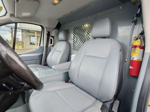 Used 2017 Ford Transit 250 130 Low Roof image 28