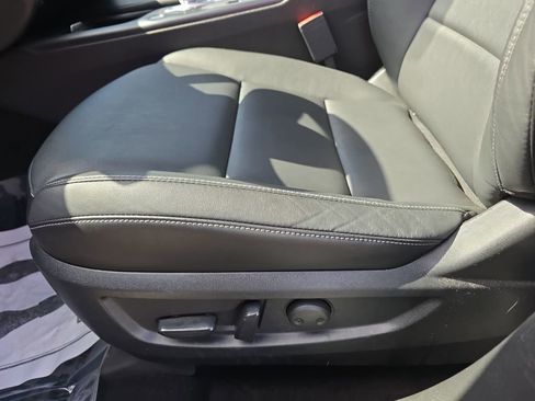 Used 2022 INFINITI QX50 Pure image 32