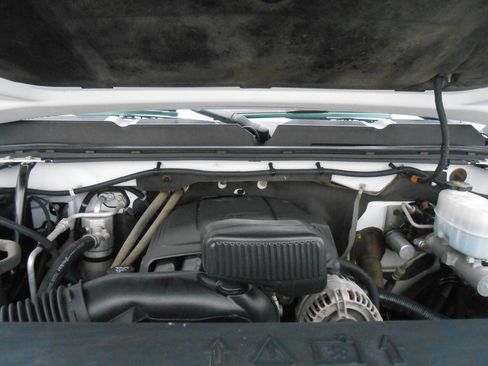 Used 2011 Chevrolet Silverado 3500 LT image 21