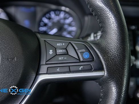 Used 2019 Nissan Rogue SL w/ Premium Package AWD/4WD image 15