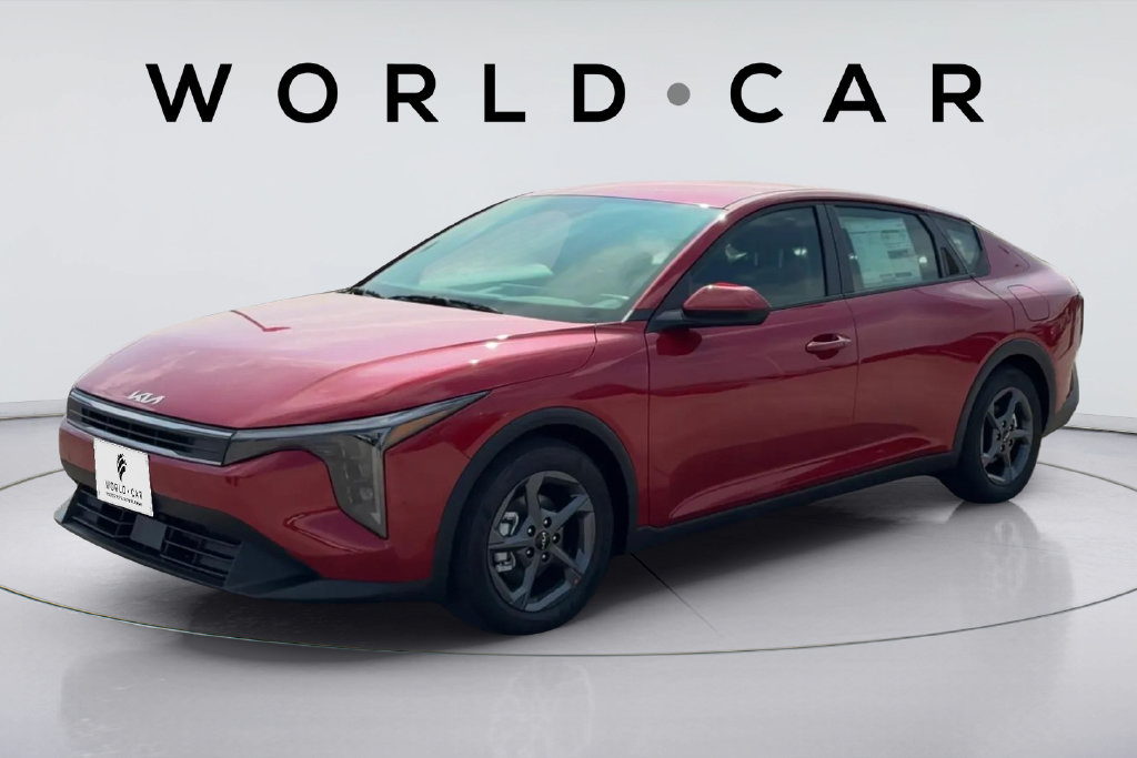 Certified 2025 Kia K4 FWD image 7