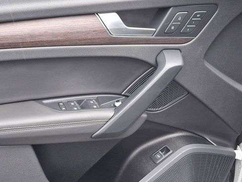 Certified 2023 Audi Q5 2.0T Premium Plus w/ Premium Plus Package image 10