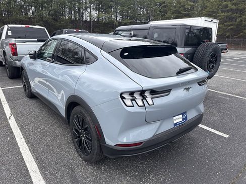 Used 2025 Ford Mustang Mach-E Select w/ Comfort Package Lite image 15