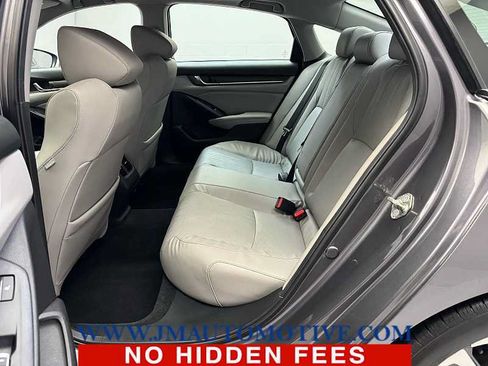 Used 2018 Honda Accord Touring image 15