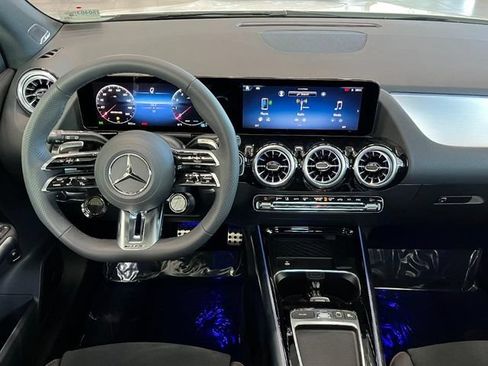 New 2025 Mercedes-Benz GLA 35 AMG 4MATIC image 4