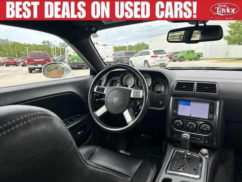 Used 2010 Dodge Challenger R/T RWD image 22