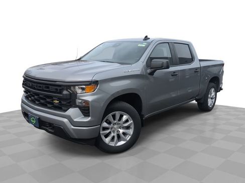 Used 2024 Chevrolet Silverado 1500 Custom image 1