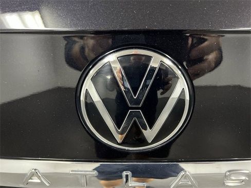 Used 2022 Volkswagen Atlas SE image 30