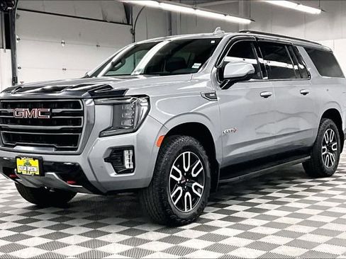 Used 2024 GMC Yukon XL AT4 image 13