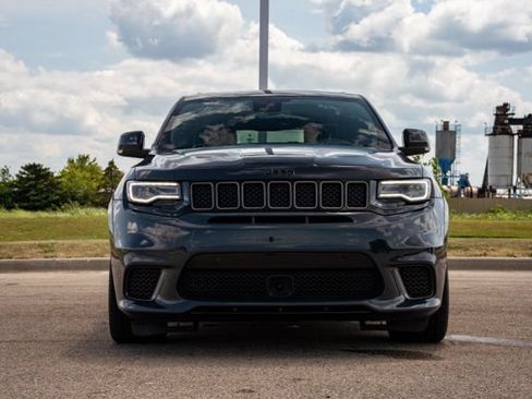 Used 2018 Jeep Grand Cherokee Trackhawk AWD/4WD image 2