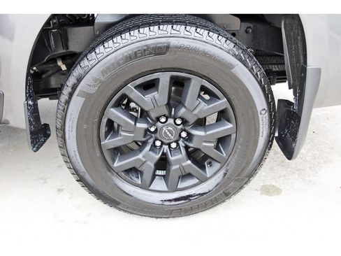 Used 2026 Nissan Frontier SV w/ SV Convenience Package RWD image 29