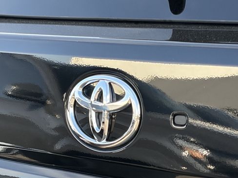 Used 2026 Toyota Sequoia Limited w/ Tow Technology Package AWD/4WD image 4