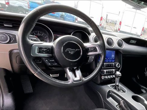 Used 2022 Ford Mustang Premium image 15
