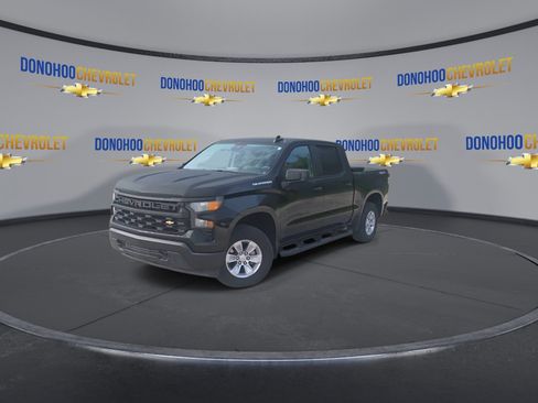 Used 2025 Chevrolet Silverado 1500 W/T w/ WT Value Package AWD/4WD image 4