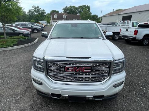 Used 2017 GMC Sierra 1500 Denali AWD/4WD image 3