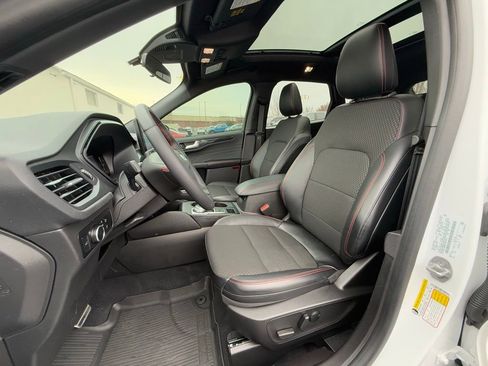 Used 2023 Ford Escape ST-Line w/ Tech Pack #1 image 14