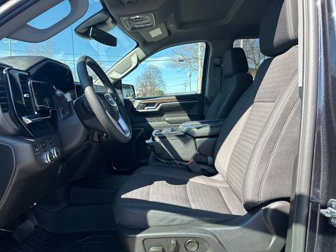 Used 2024 GMC Sierra 1500 Elevation image 9