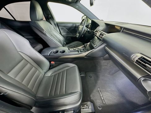 Used 2016 Lexus IS 200t 4dr Sdn w/ F Sport Package image 30