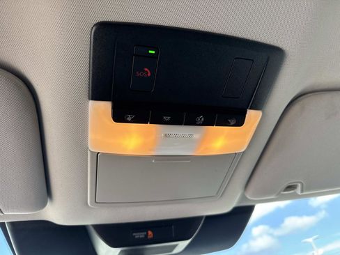 Used 2022 Nissan Pathfinder SL image 27