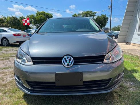 Used 2017 Volkswagen Golf S FWD image 3