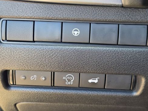 Used 2026 Nissan Rogue SL FWD image 24