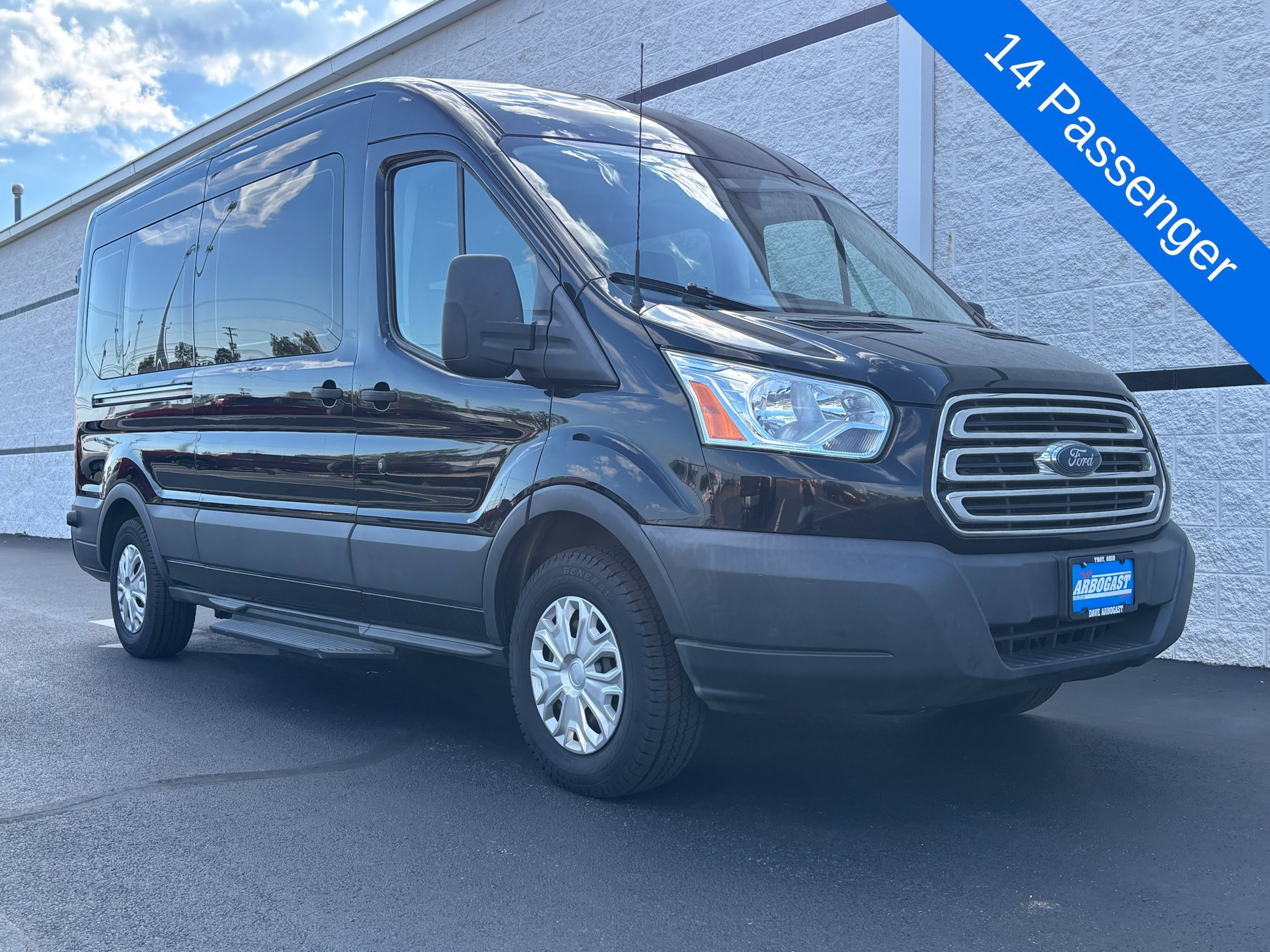Used 2018 Ford Transit 350 XLT RWD image 1