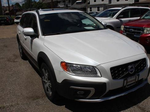 Used 2015 Volvo XC70 T6 AWD/4WD image 3