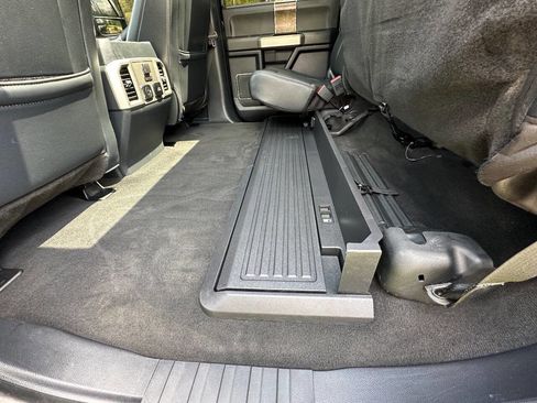 Used 2022 Ford F250 Lariat w/ Tremor Off-Road Package AWD/4WD image 40