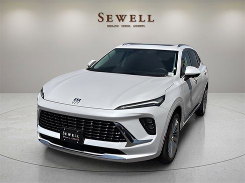 New 2025 Buick Envision Avenir image 1