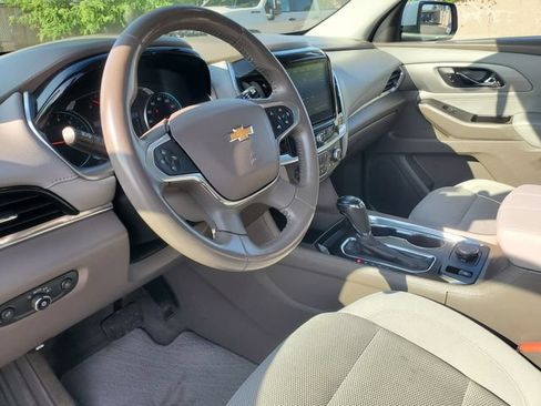 Used 2020 Chevrolet Traverse LT AWD/4WD image 11