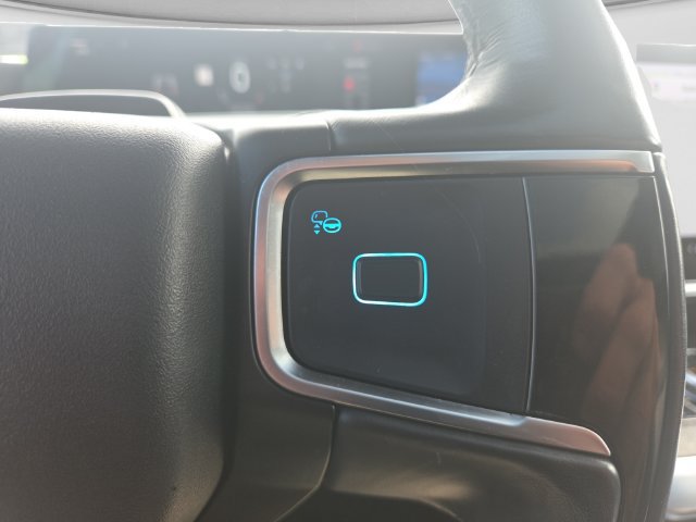Used 2025 Ford Expedition Tremor AWD/4WD image 16