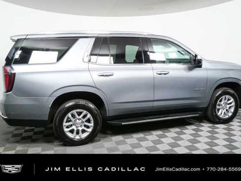 Used 2025 Chevrolet Tahoe LT AWD/4WD image 2