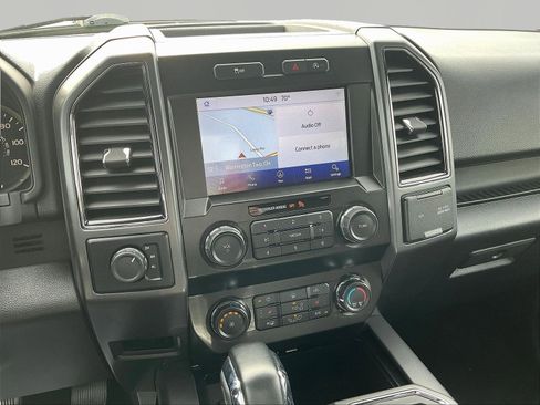 Used 2019 Ford F150 XLT w/ Equipment Group 302A Luxury AWD/4WD image 10