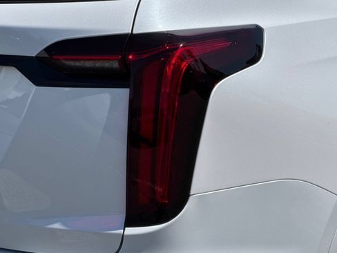 Certified 2024 Cadillac XT6 Premium Luxury AWD/4WD image 50