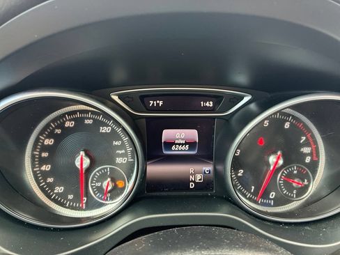 Used 2019 Mercedes-Benz GLA 250 4MATIC image 31
