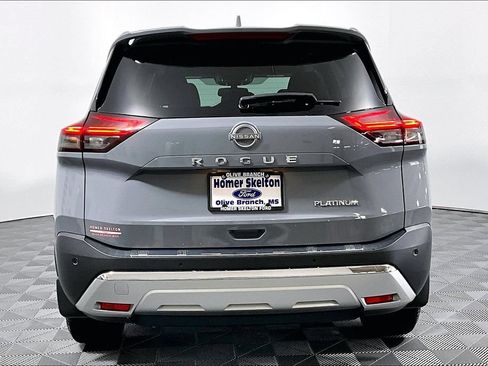 Used 2023 Nissan Rogue Platinum w/ Platinum Premium Package FWD image 4