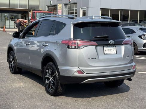 Used 2018 Toyota RAV4 SE w/ Advanced Technology Package AWD/4WD image 5