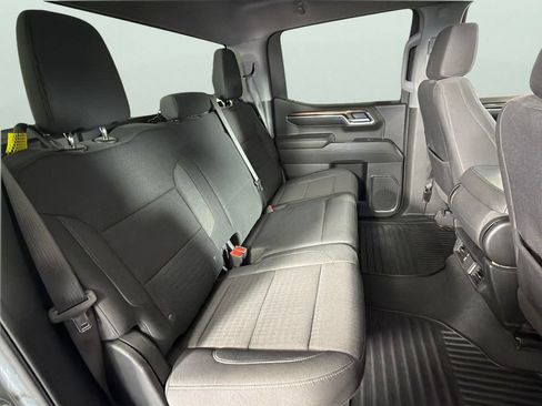 Certified 2025 Chevrolet Silverado 1500 LT RWD image 28