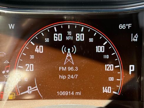 Used 2017 Dodge Durango R/T w/ Technology Group AWD/4WD image 35