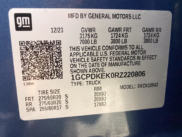 Used 2024 Chevrolet Silverado 1500 LT AWD/4WD image 30
