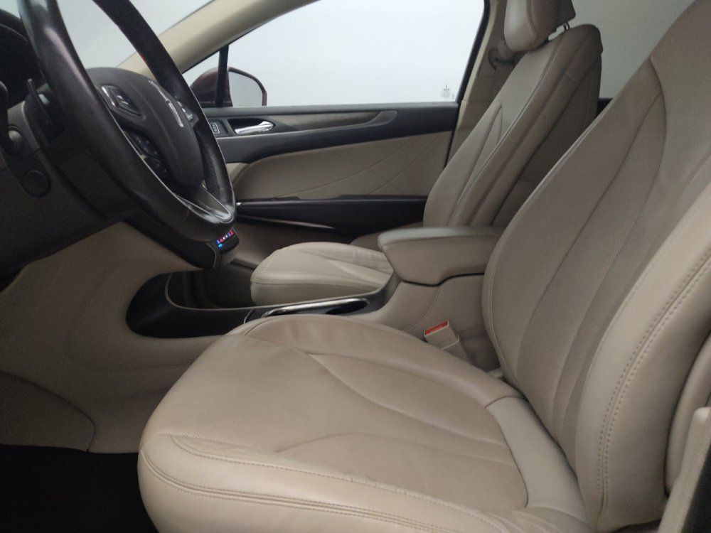 Used 2017 Lincoln MKC Reserve FWD image 17