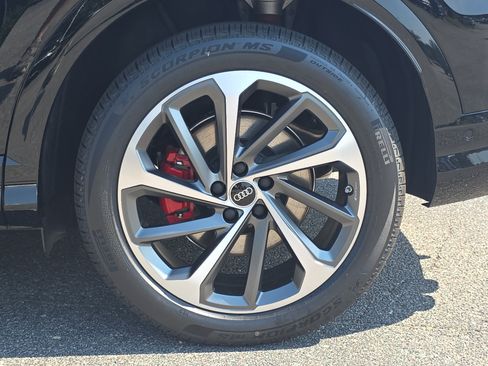 New 2026 Audi SQ5 Premium Plus AWD/4WD image 33