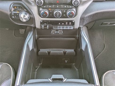 Used 2022 RAM 2500 Laramie w/ Night Edition image 19