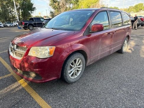 Used 2014 Dodge Grand Caravan SXT FWD image 8